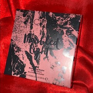 Cistercian’s London Marbled Light